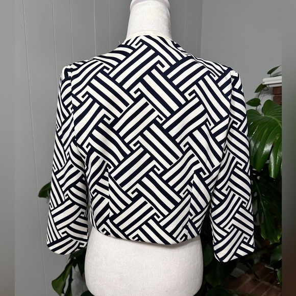 🛍️ Sandra Darren open crop jacket Size 10 - Picture 3 of 8